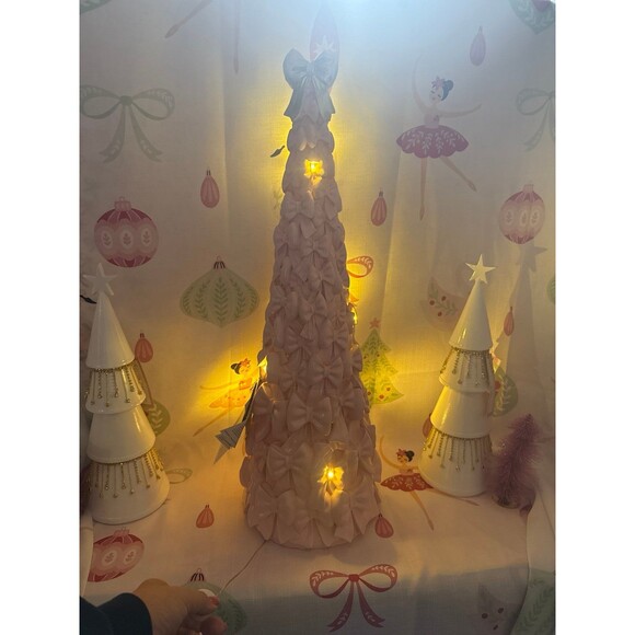 Cupcakes and Cashmere Pink Bow LED Tree - Picture 5 of 6